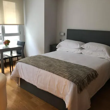 Contemporaneo Y Centrico * Vigo