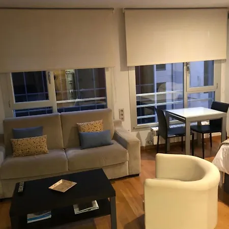 Contemporaneo Y Centrico * Βίγκο