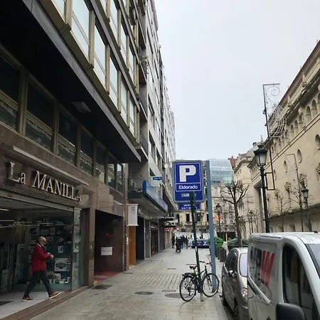 Contemporaneo Y Centrico Βίγκο