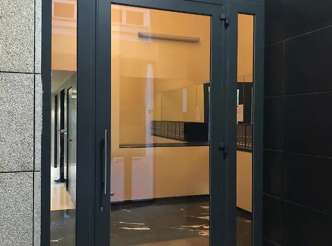 Contemporaneo Y Centrico * Vigo