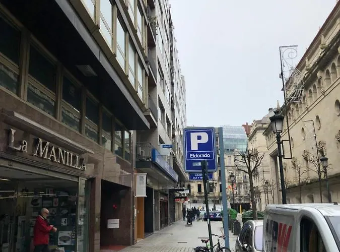 Contemporaneo Y Centrico Vigo